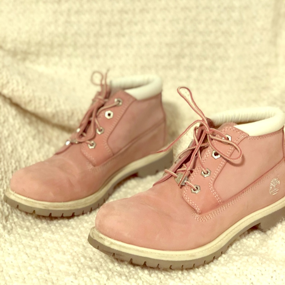 Timberland baby pink boots